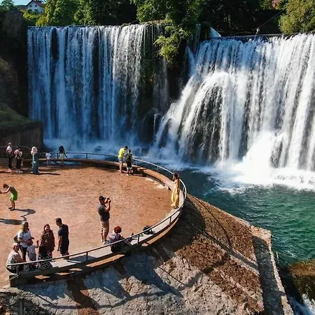 Apartament Dzeneta *